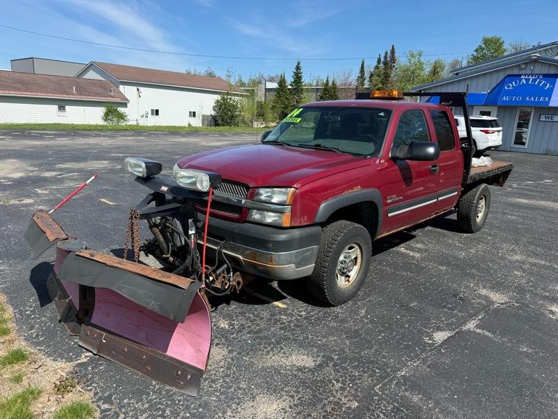 Chevrolet Silverado 2500HD LS Ext. Cab Short Bed 4WD 2004