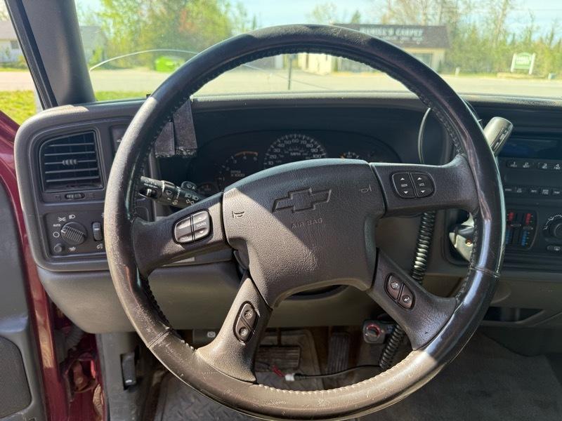 Chevrolet Silverado 2500HD LS Ext. Cab Short Bed 4WD 2004