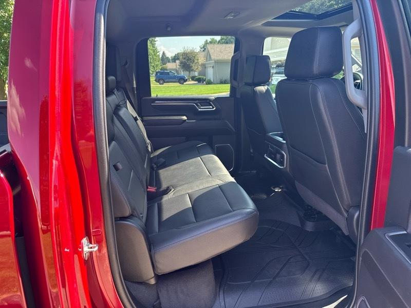 Chevrolet Silverado 2500HD 4WD Crew Cab 159" LTZ 2025