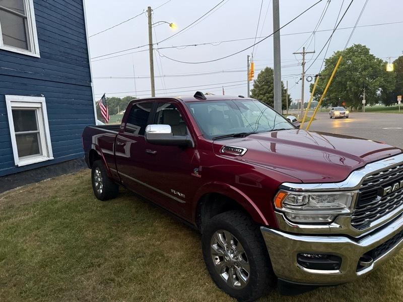 RAM 3500 Limited Crew Cab 4WD LWB 2022