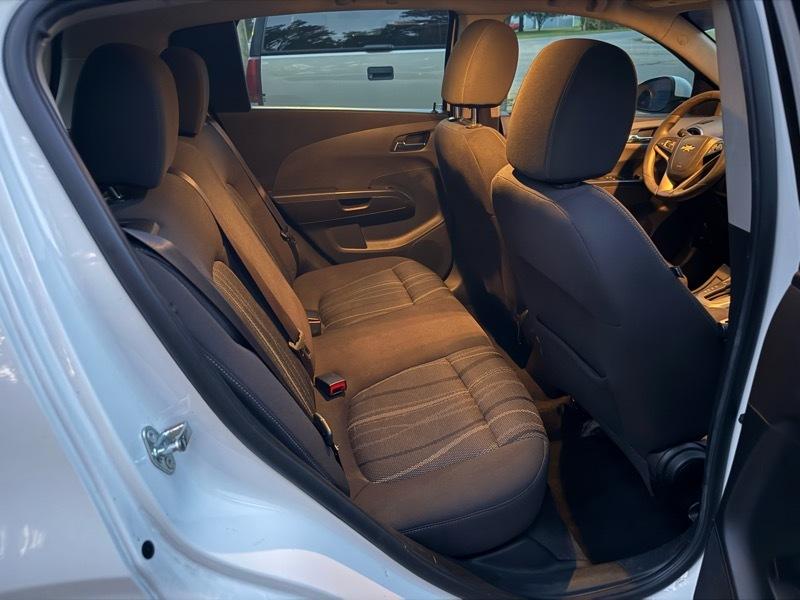 Chevrolet Sonic LT Auto 5-Door 2016