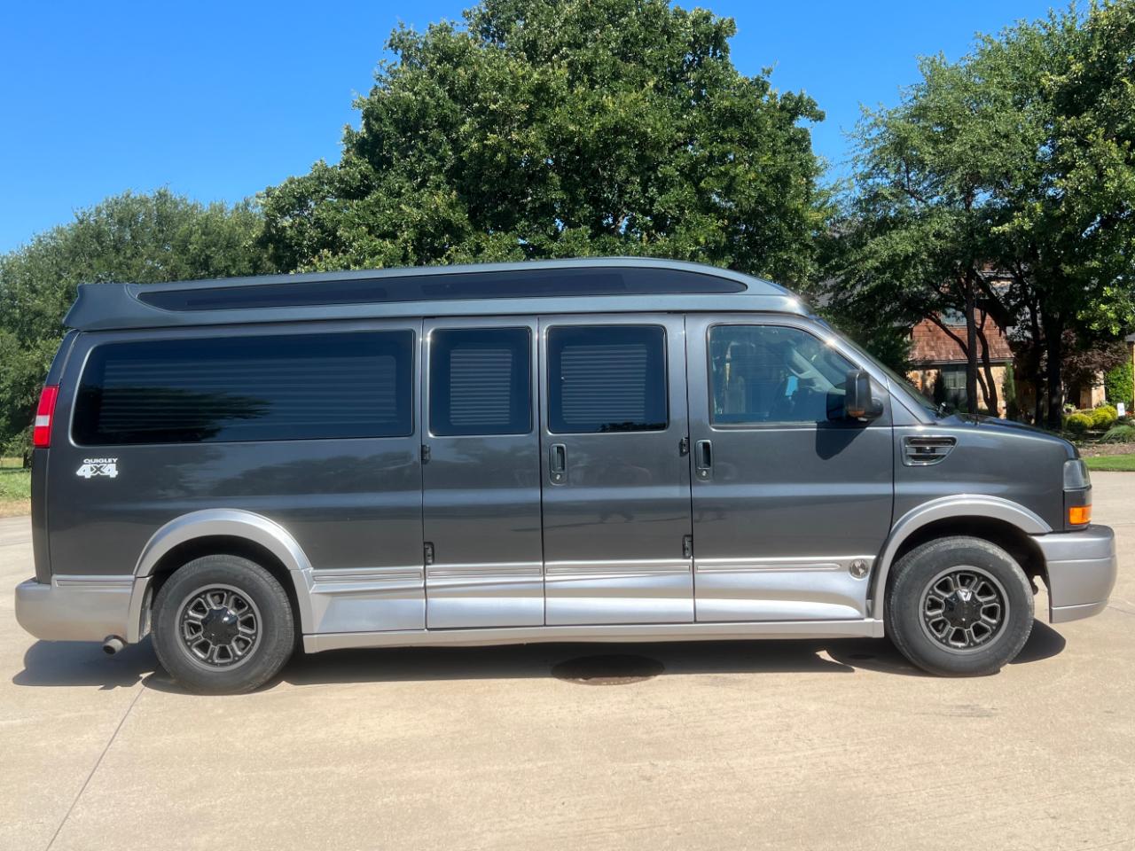 2016 GMC Savana 9 Passenger Quigley 4x4 extended Explorer