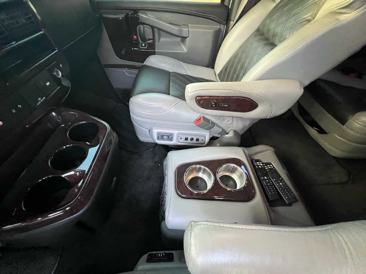 Chevrolet Express  2022