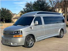 2022 Chevrolet Express 