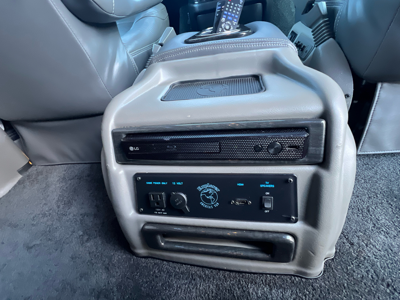 Chevrolet Express 2500  2023