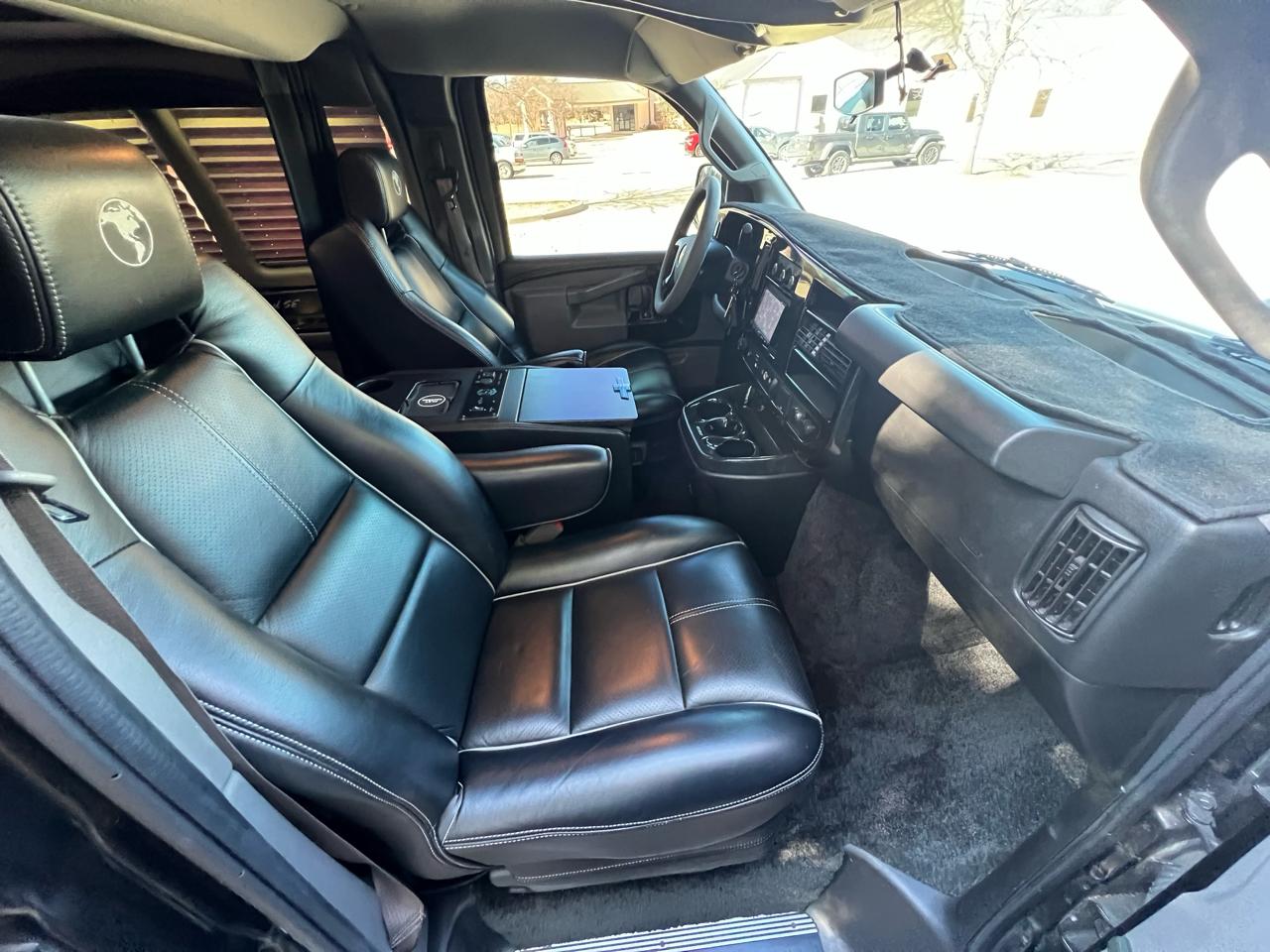 Chevrolet Express  2017