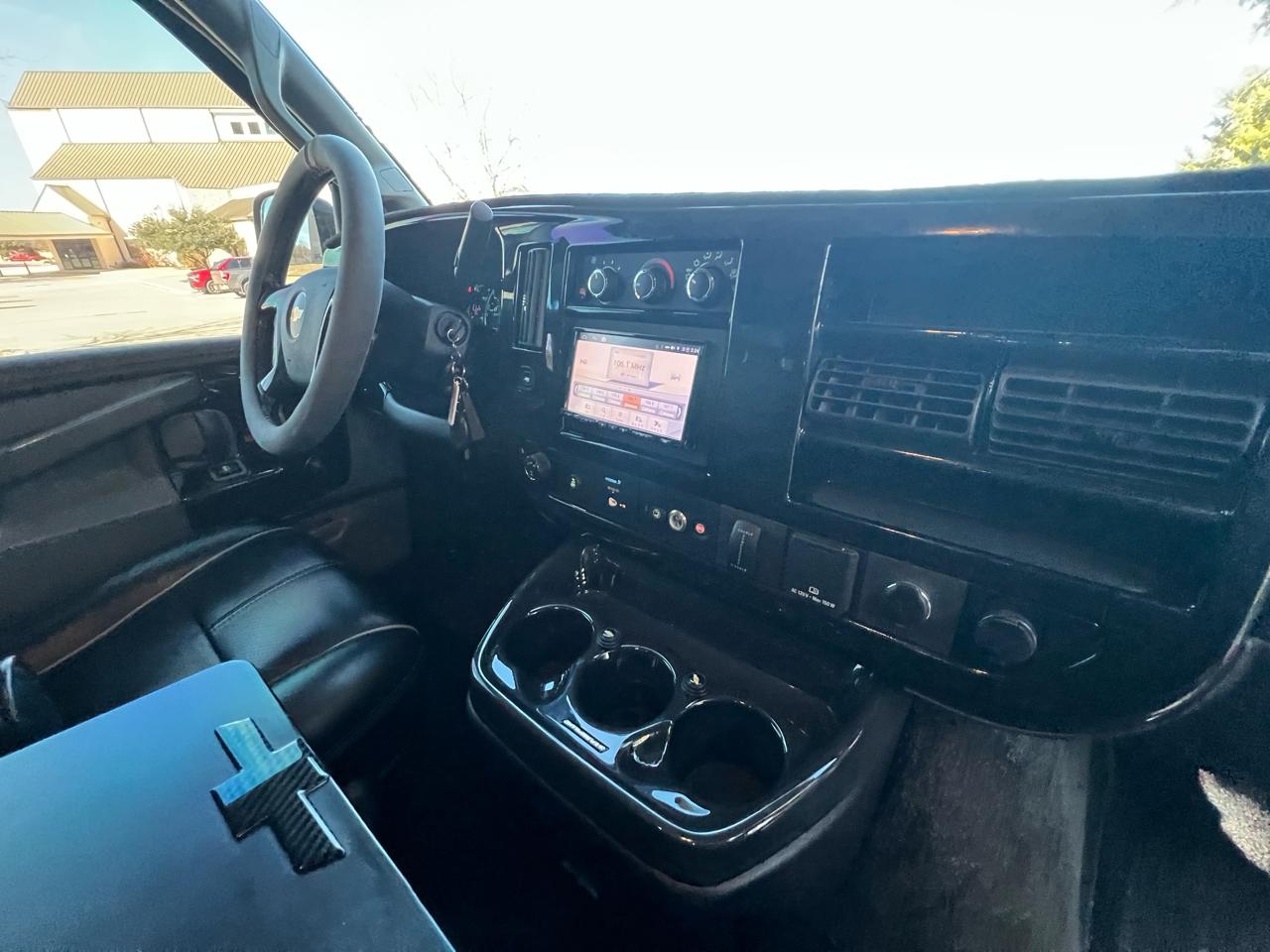 Chevrolet Express  2017