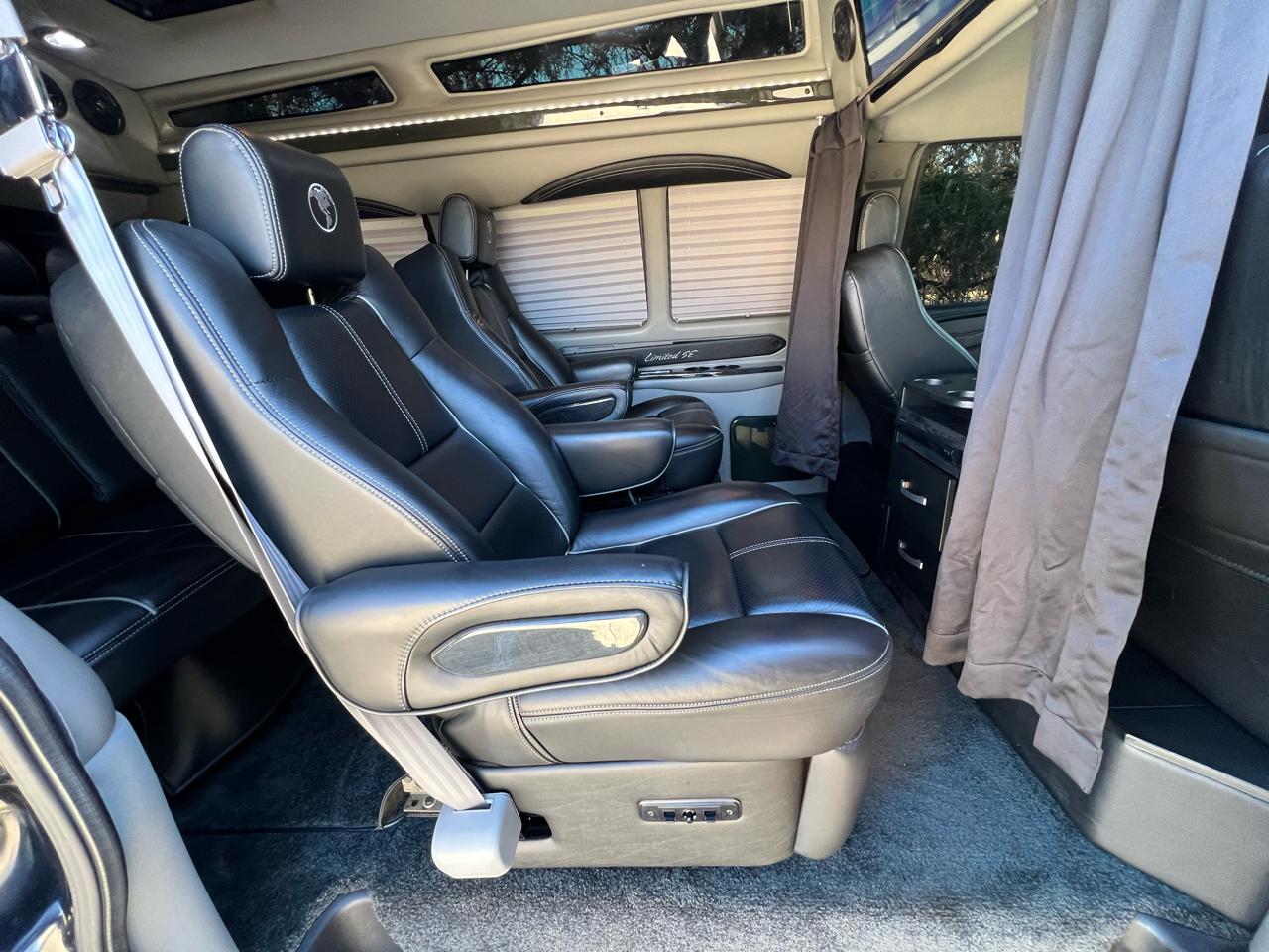 Chevrolet Express  2017