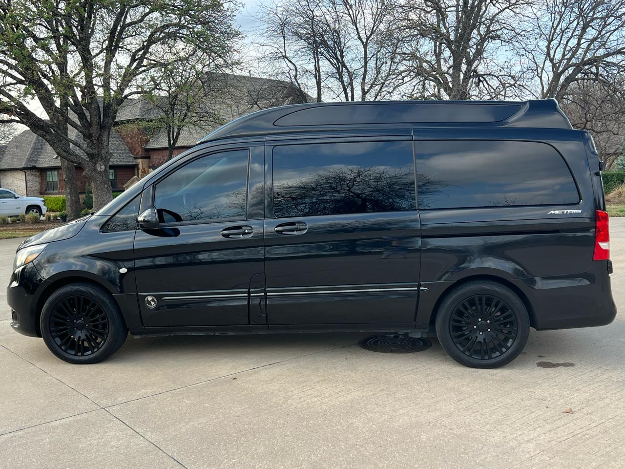 Mercedes-Benz Metris Passenger Van 2018