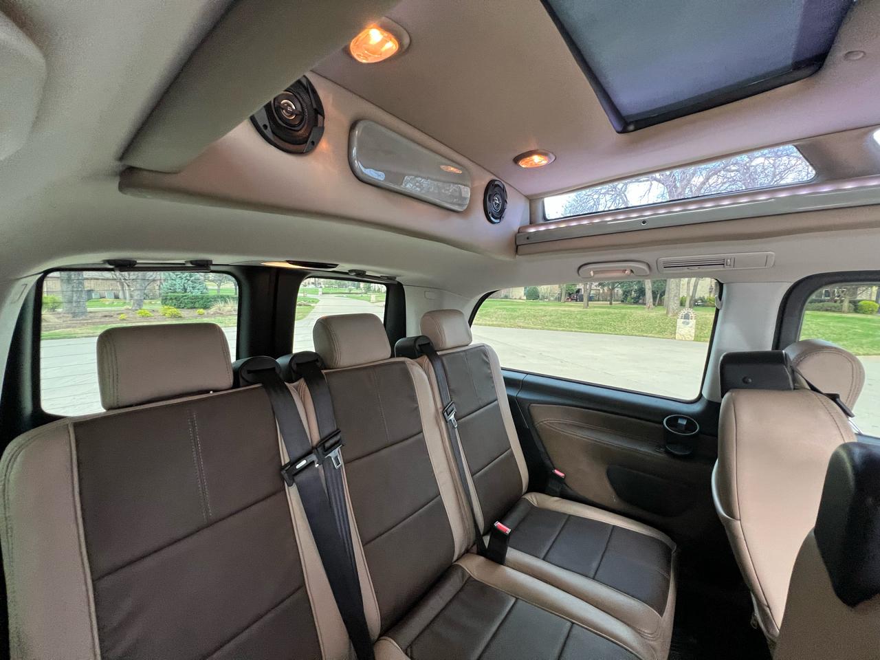 Mercedes-Benz Metris Passenger Van 2018