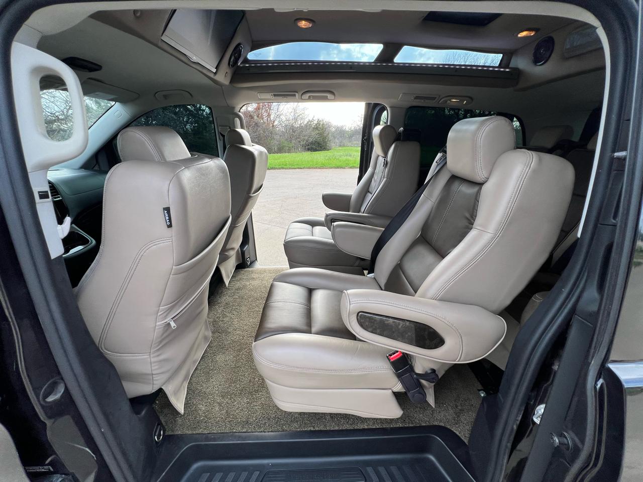 Mercedes-Benz Metris Passenger Van 2018