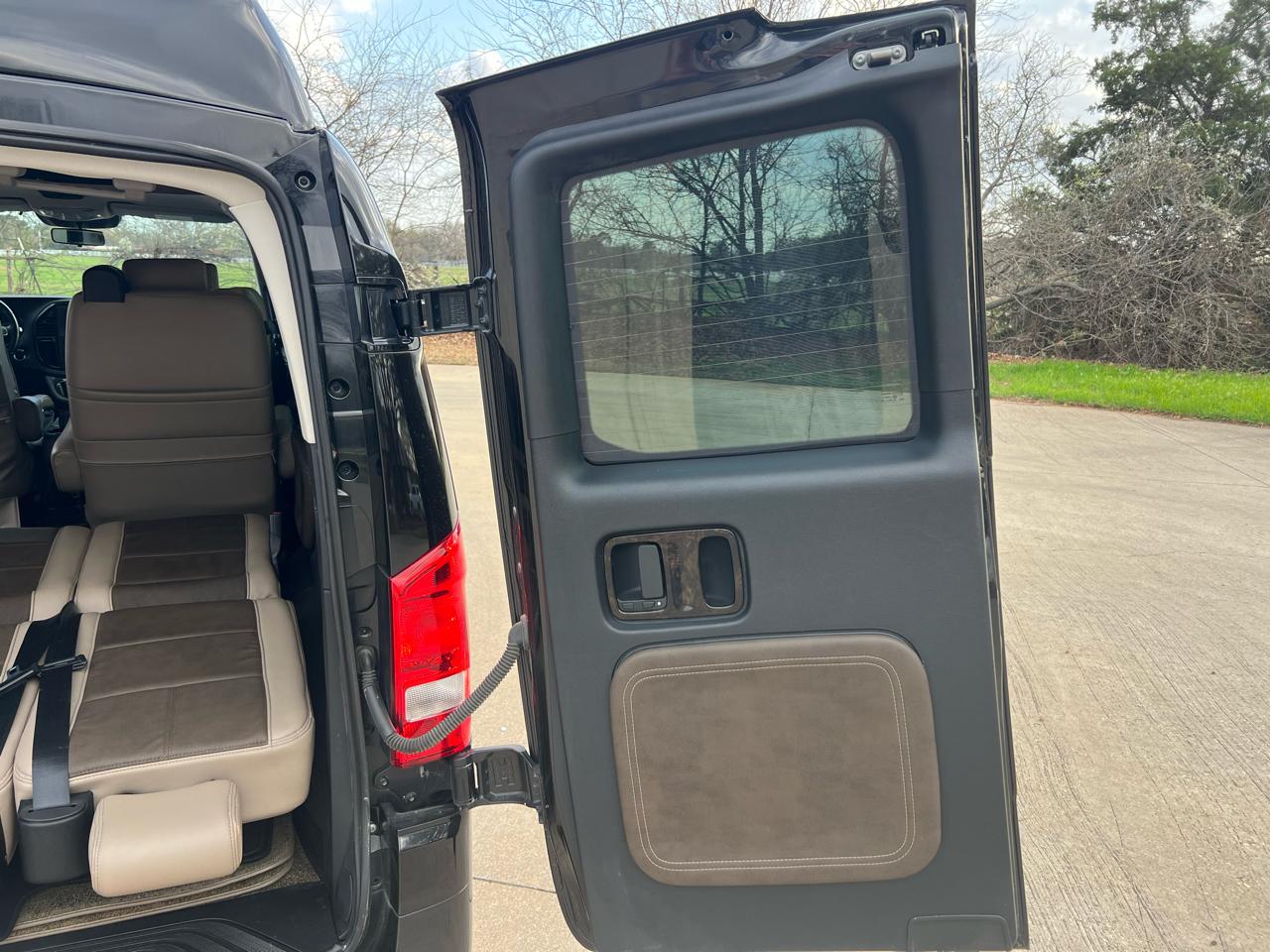 Mercedes-Benz Metris Passenger Van 2018