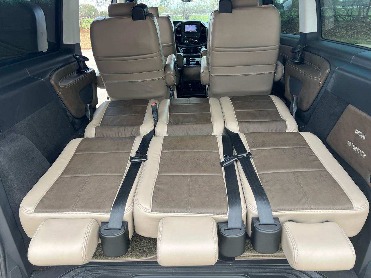 Mercedes-Benz Metris Passenger Van 2018