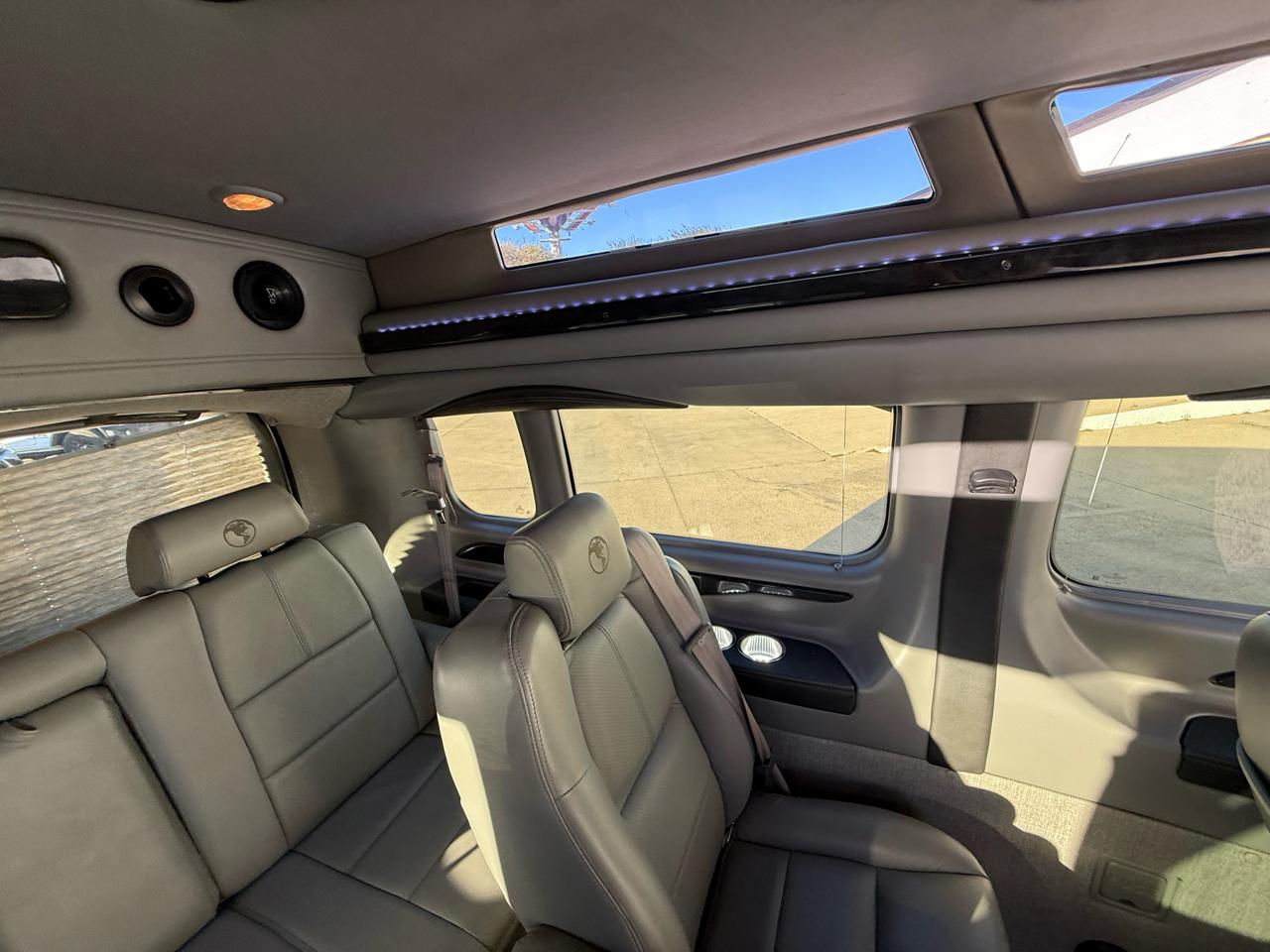 Ford Transit  2023