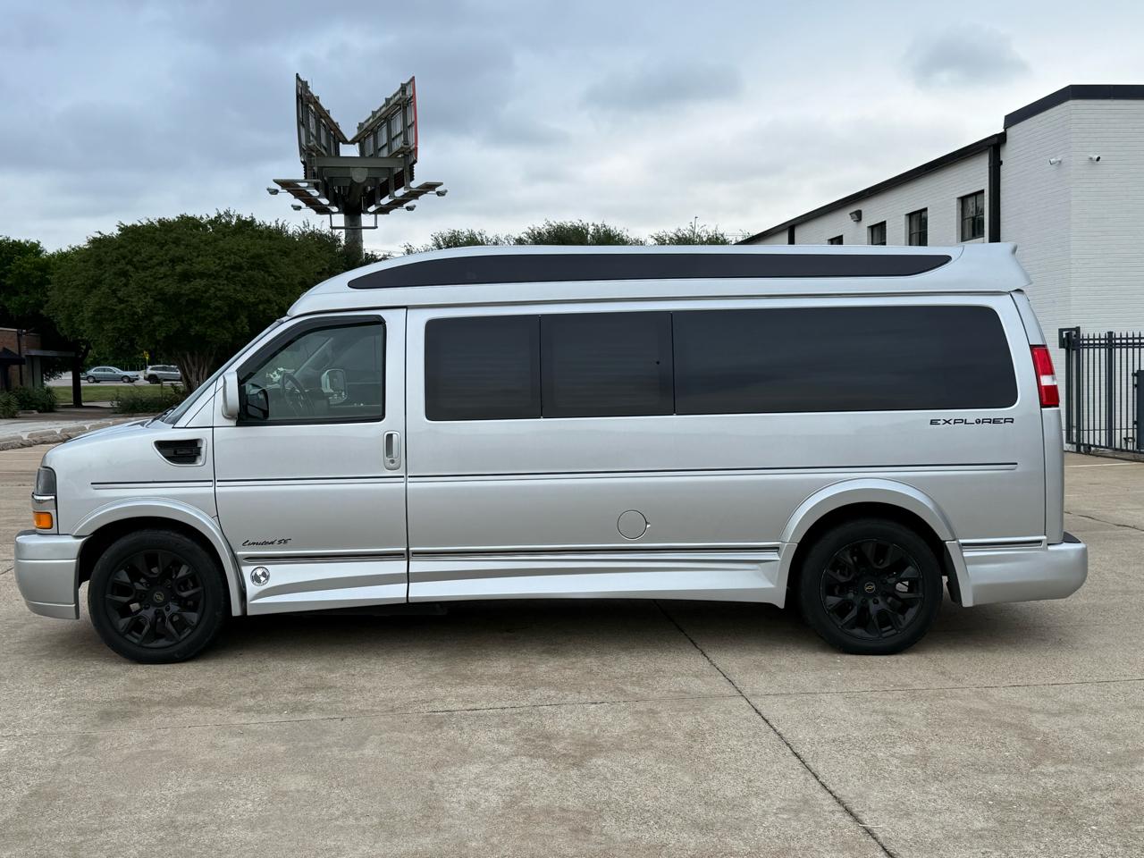 Chevrolet Express  2022