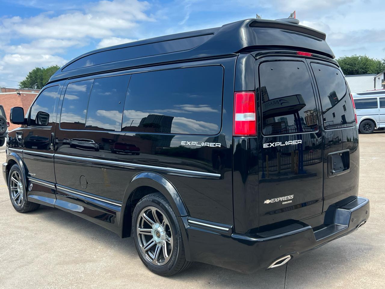 Chevrolet Express  2016