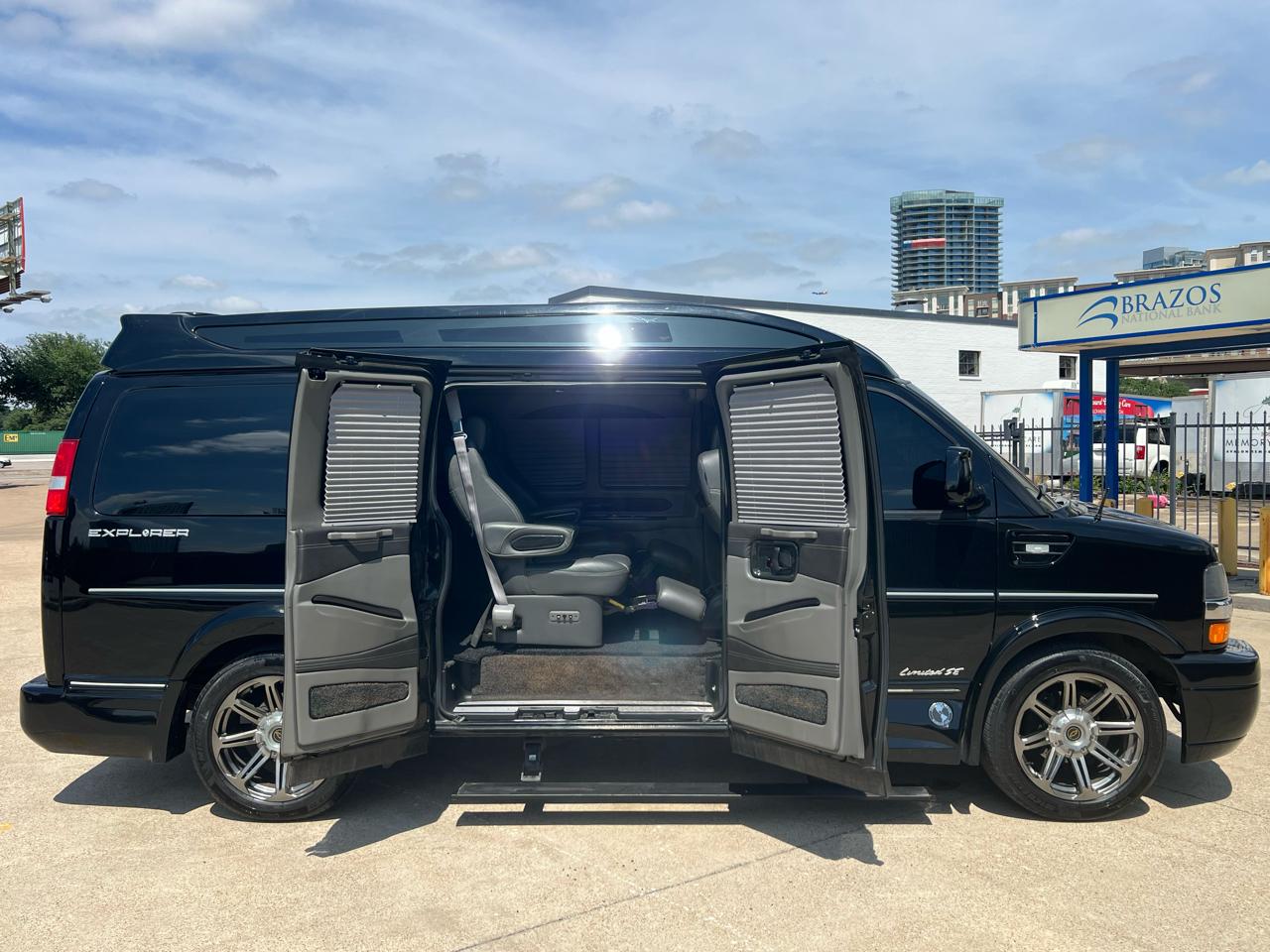 Chevrolet Express  2016