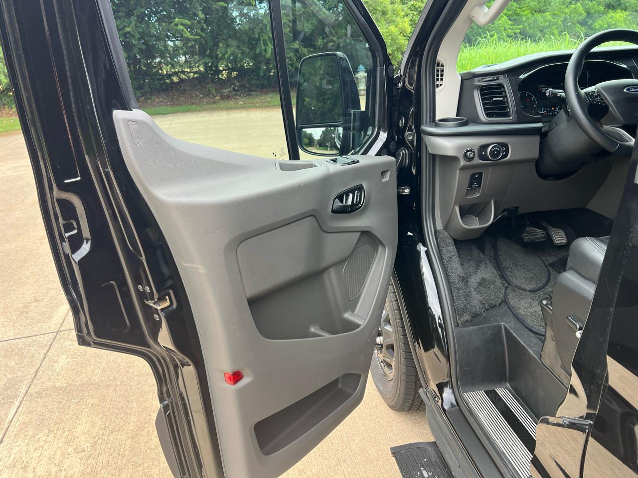 Ford Transit  2024