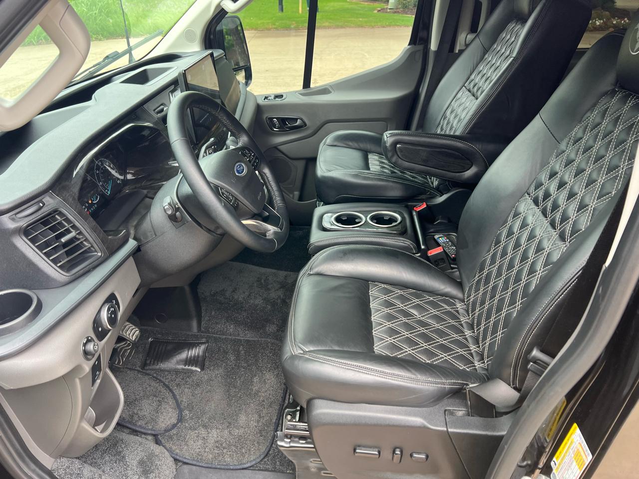Ford Transit  2024