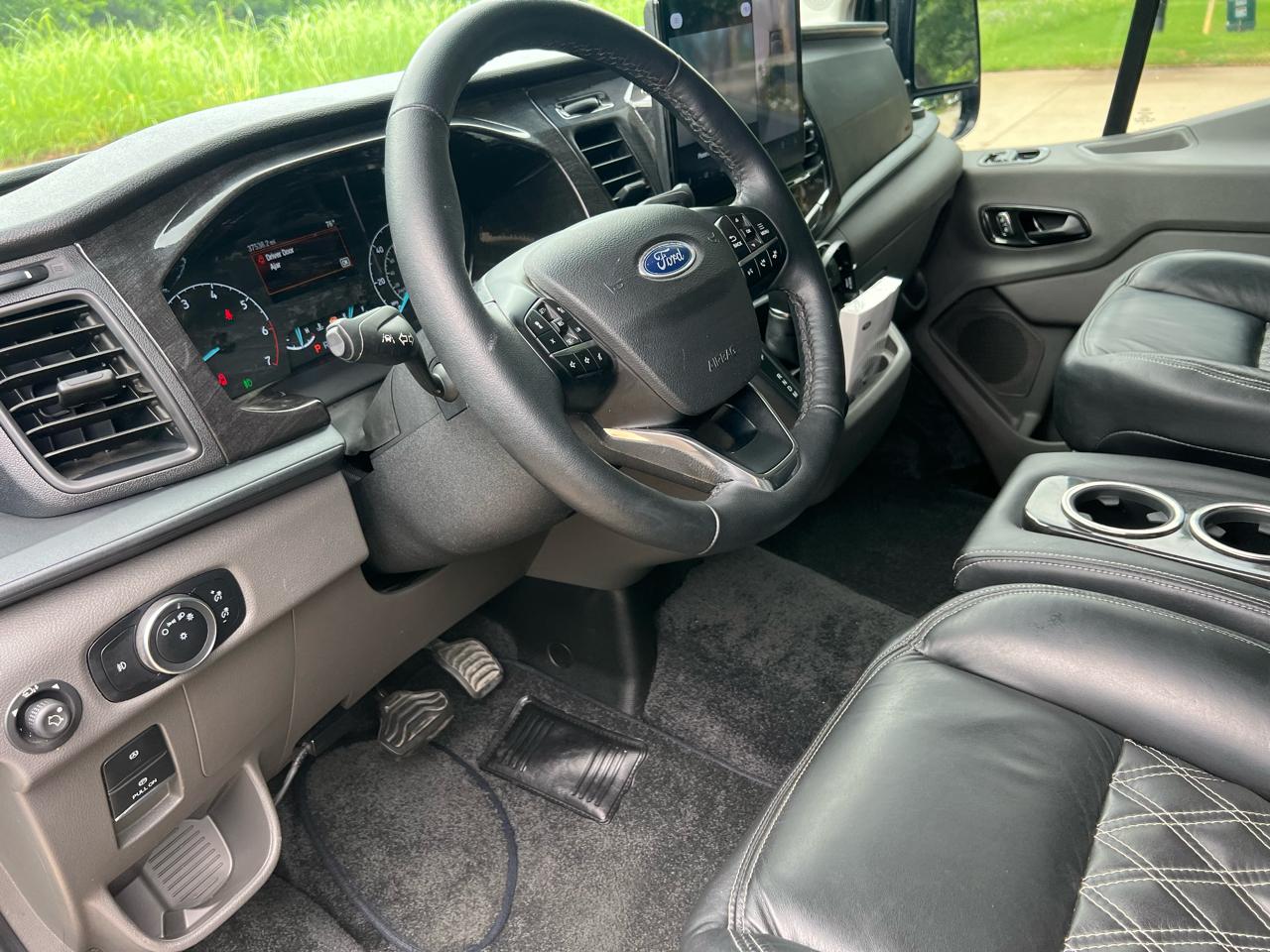 Ford Transit  2024