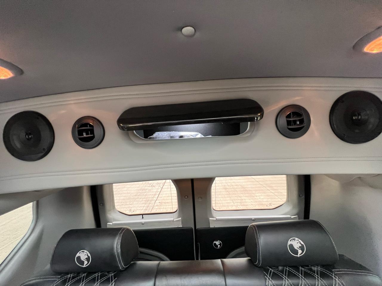 Ford Transit  2024