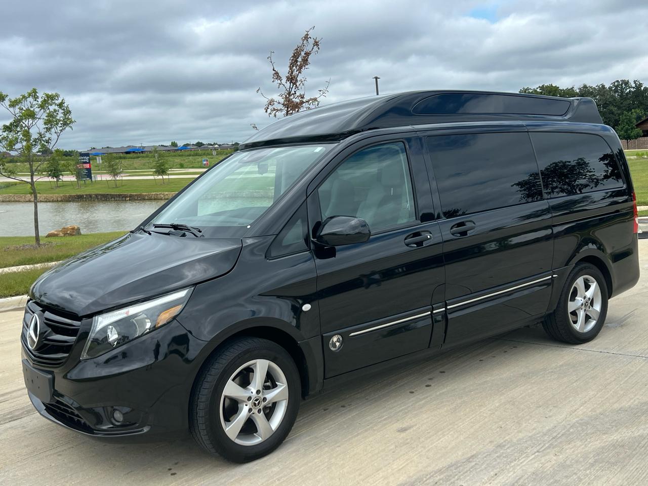 Mercedes-Benz Metris  2023