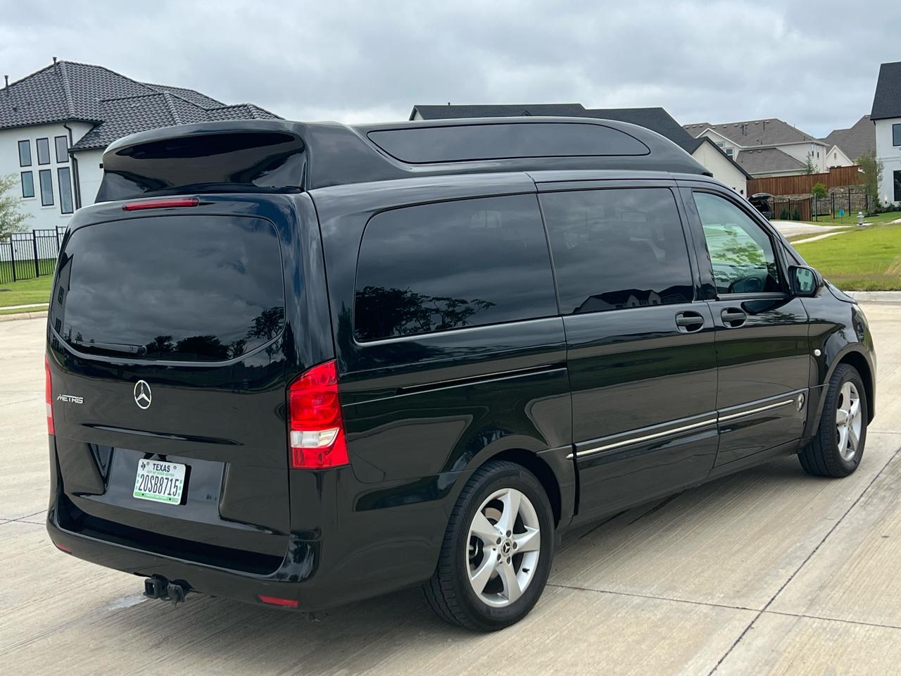 Mercedes-Benz Metris  2023