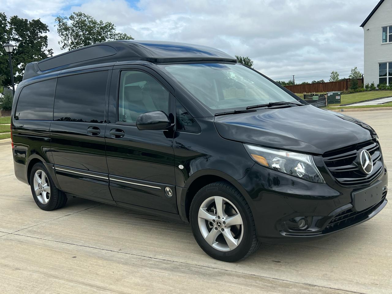Mercedes-Benz Metris  2023