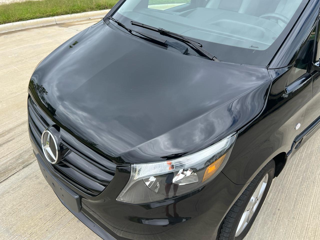 Mercedes-Benz Metris  2023