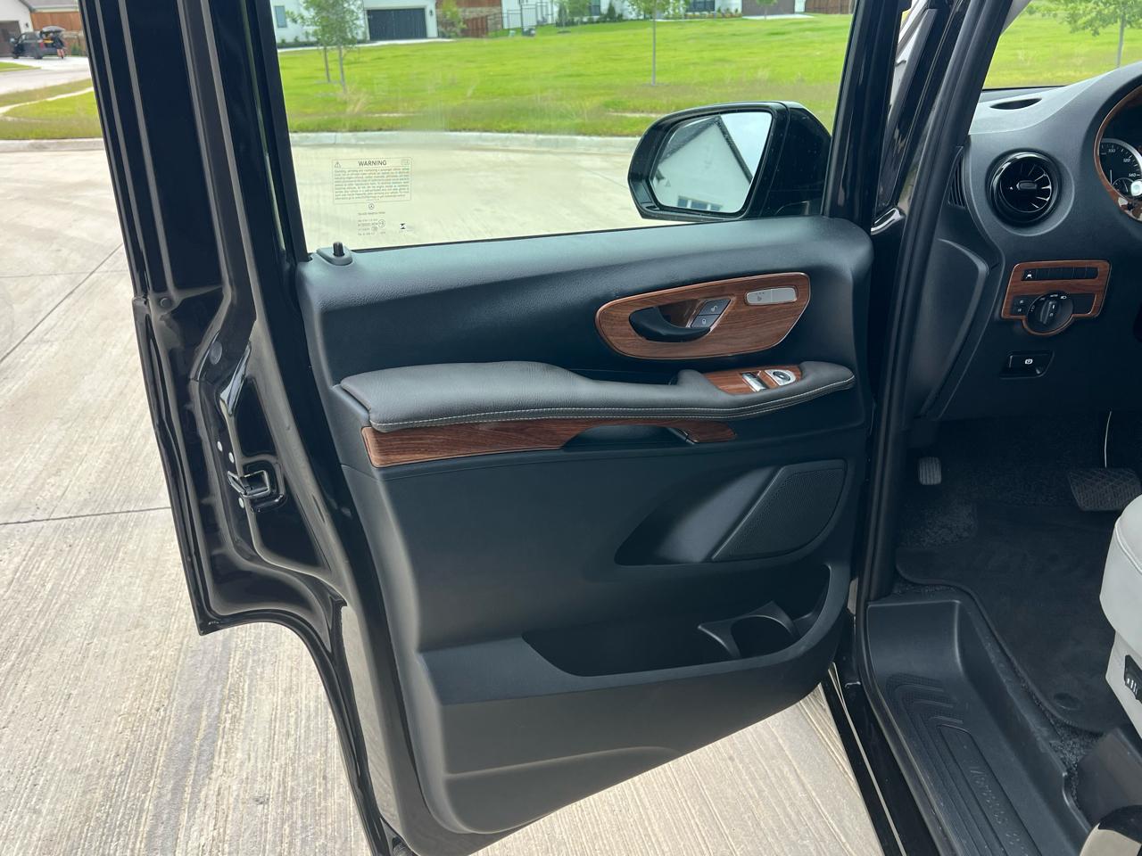 Mercedes-Benz Metris  2023