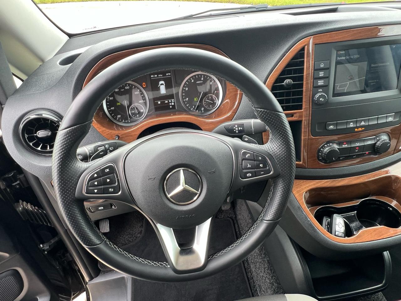 Mercedes-Benz Metris  2023
