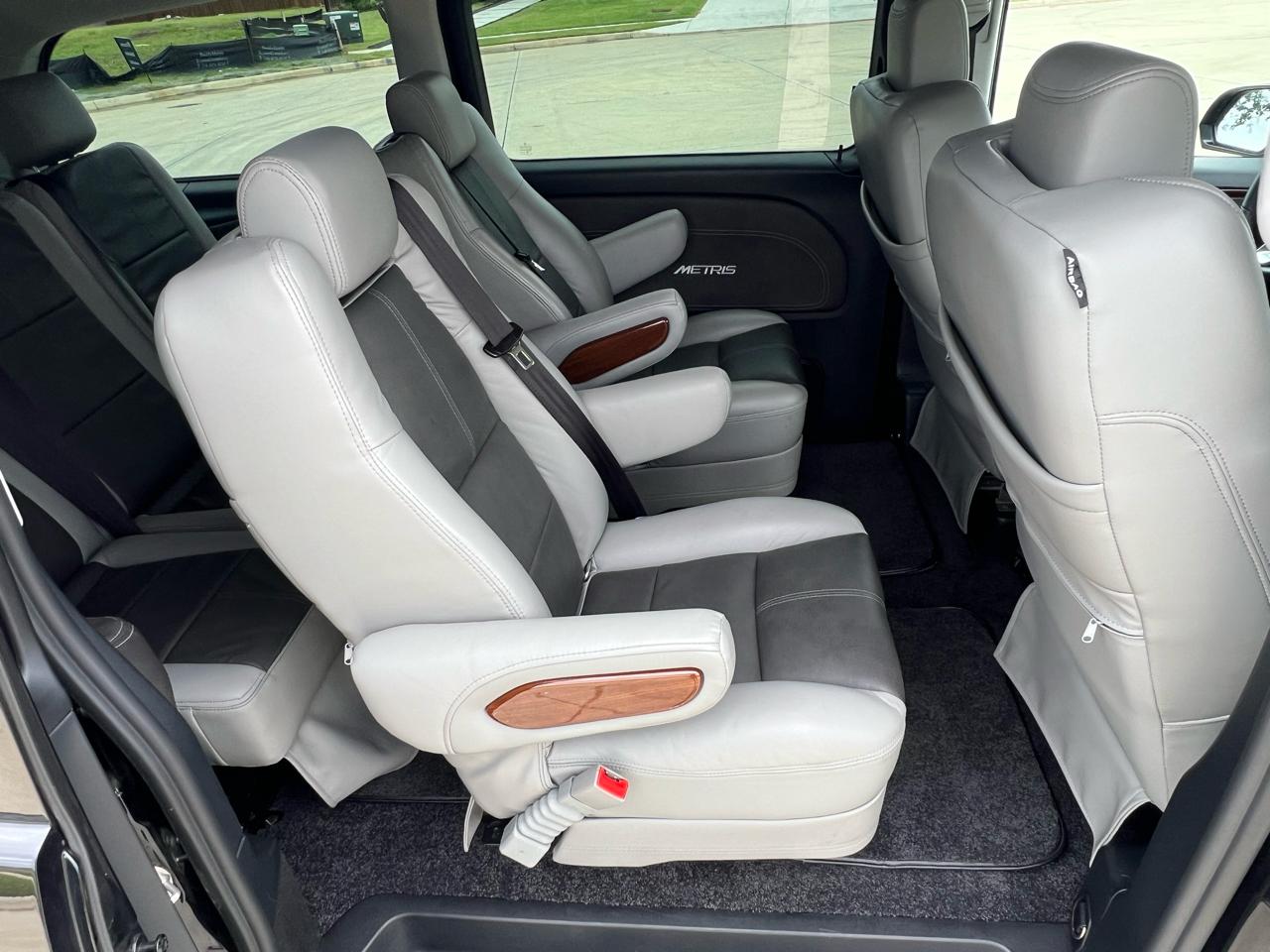 Mercedes-Benz Metris  2023