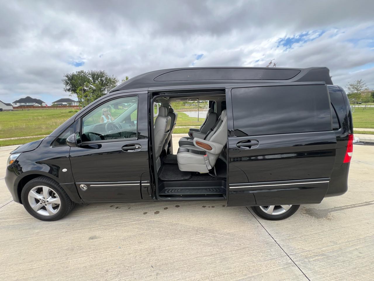 Mercedes-Benz Metris  2023