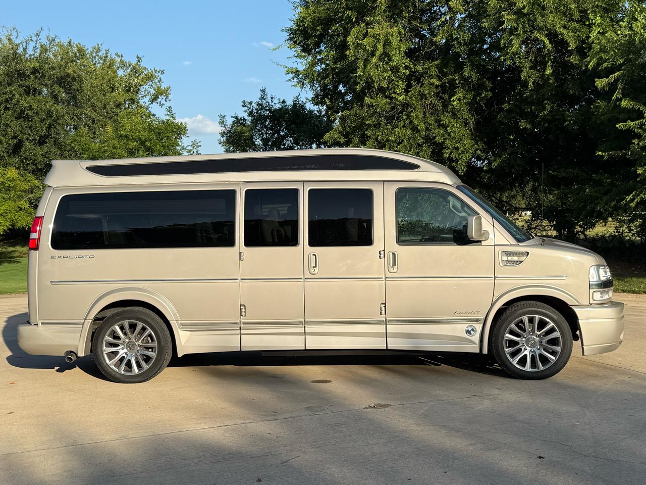 Chevrolet Express  2021