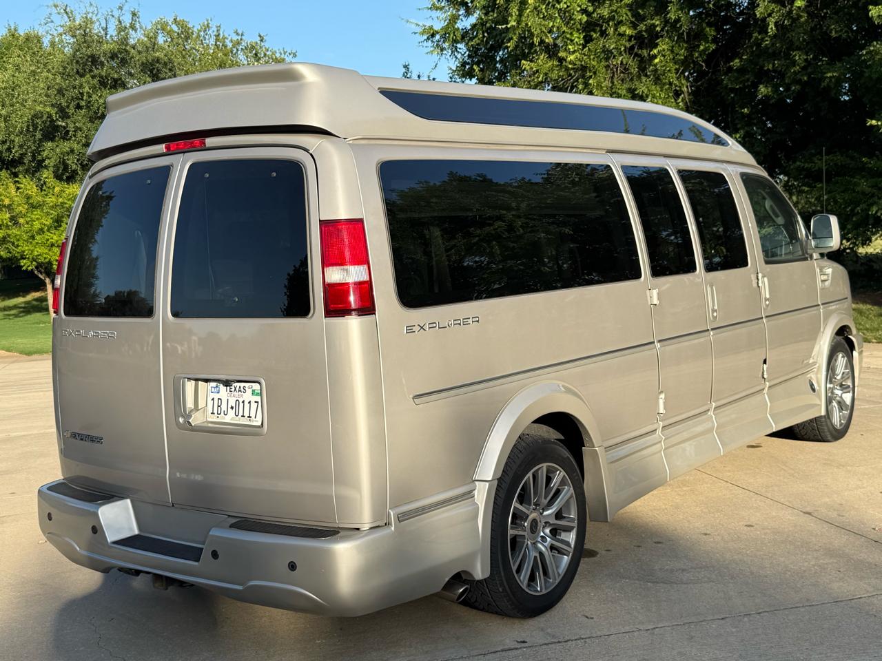 Chevrolet Express  2021