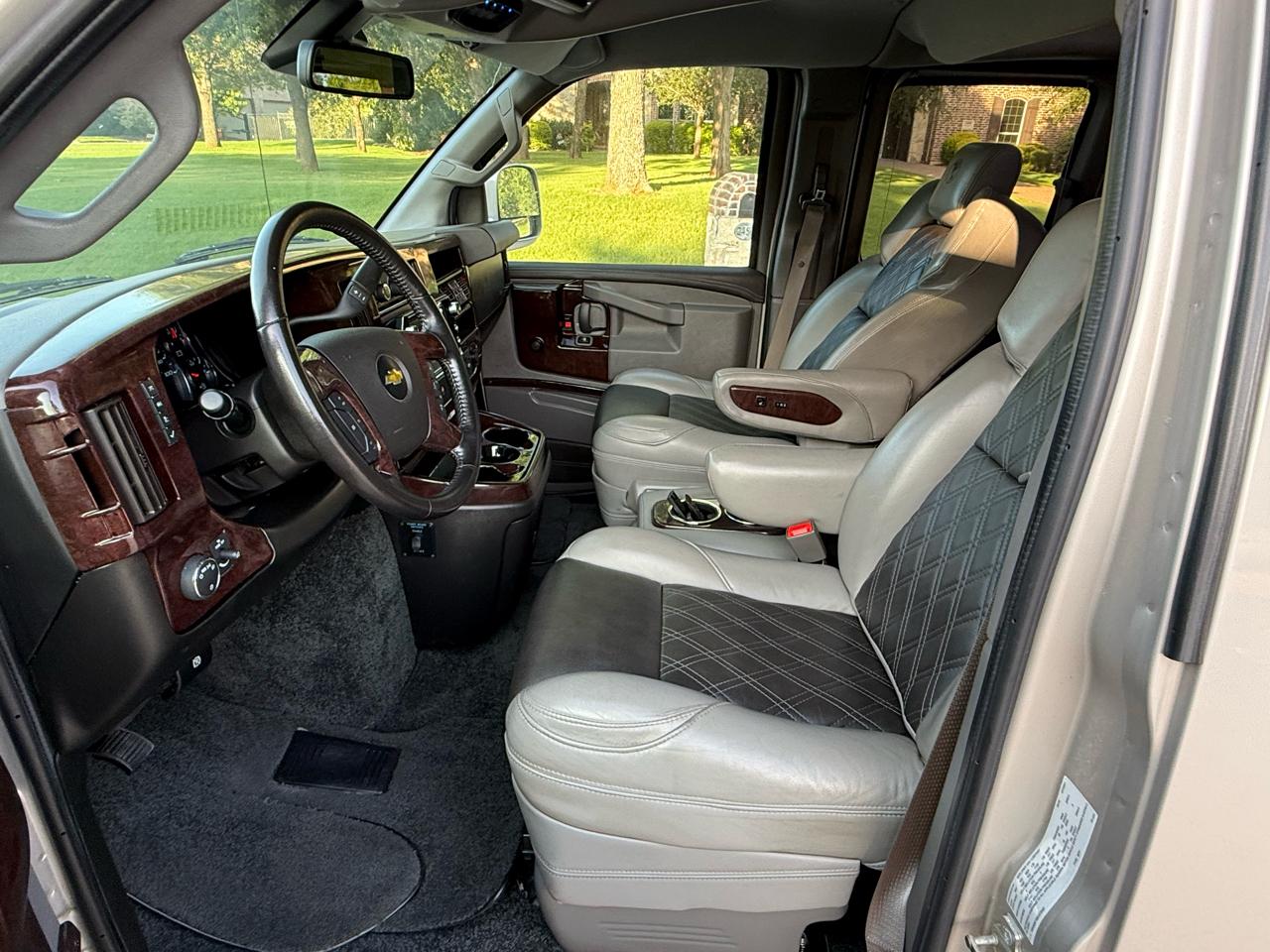 Chevrolet Express  2021