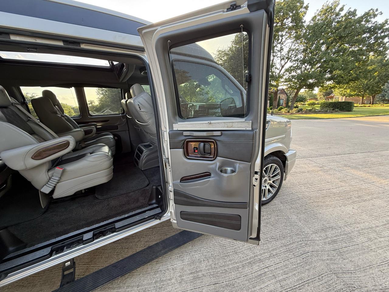Chevrolet Express  2021