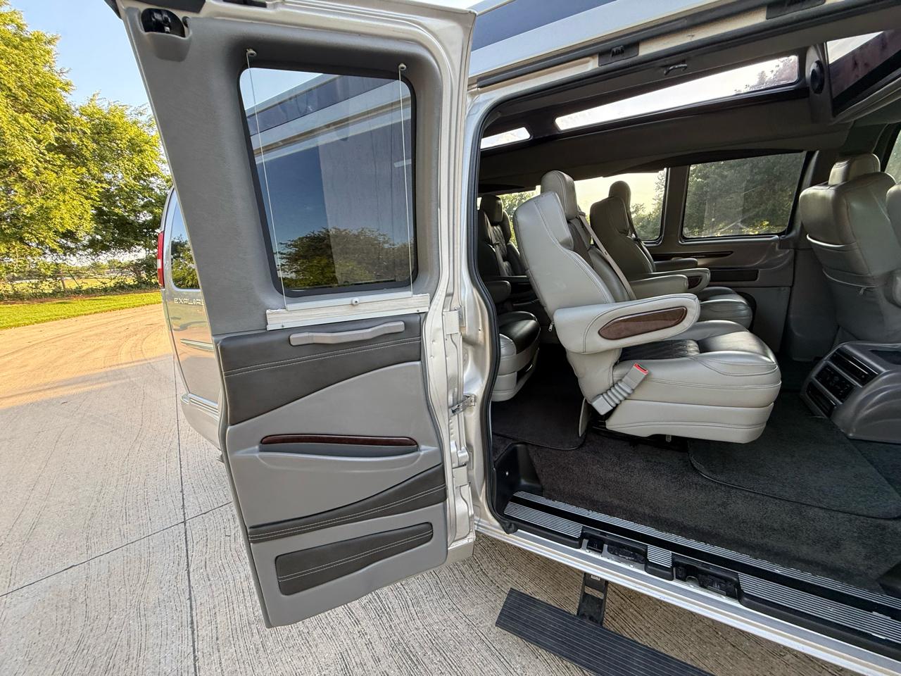 Chevrolet Express  2021