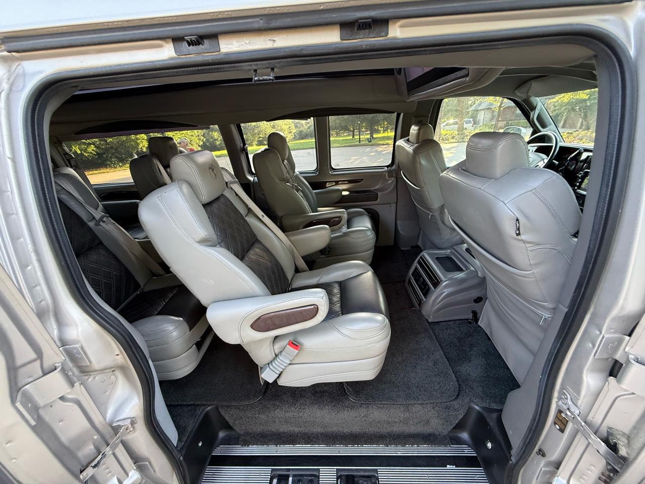 Chevrolet Express  2021