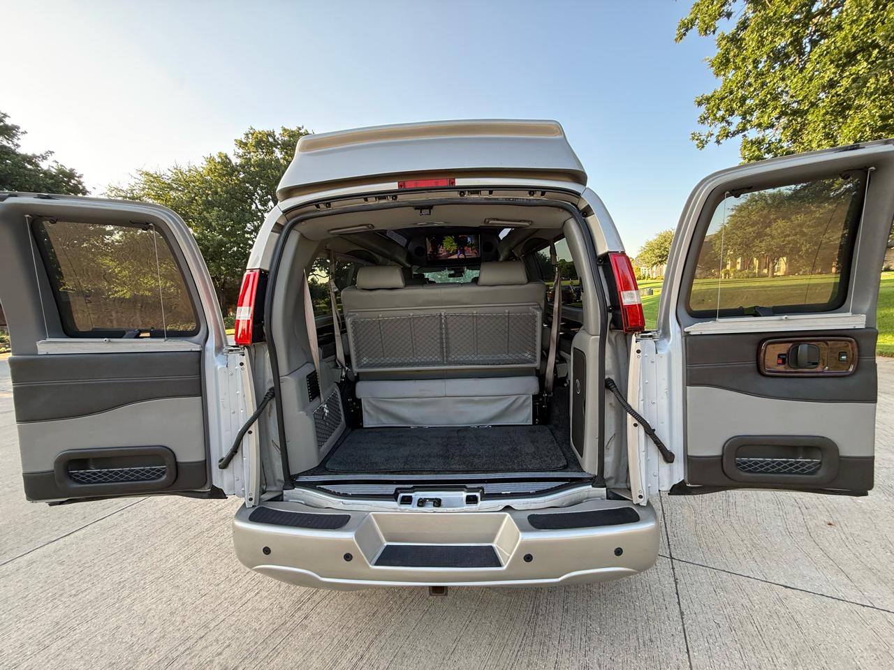 Chevrolet Express  2021