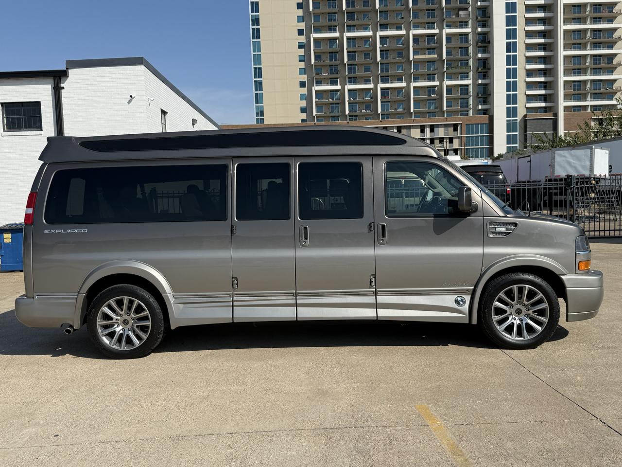 Chevrolet Express  2021