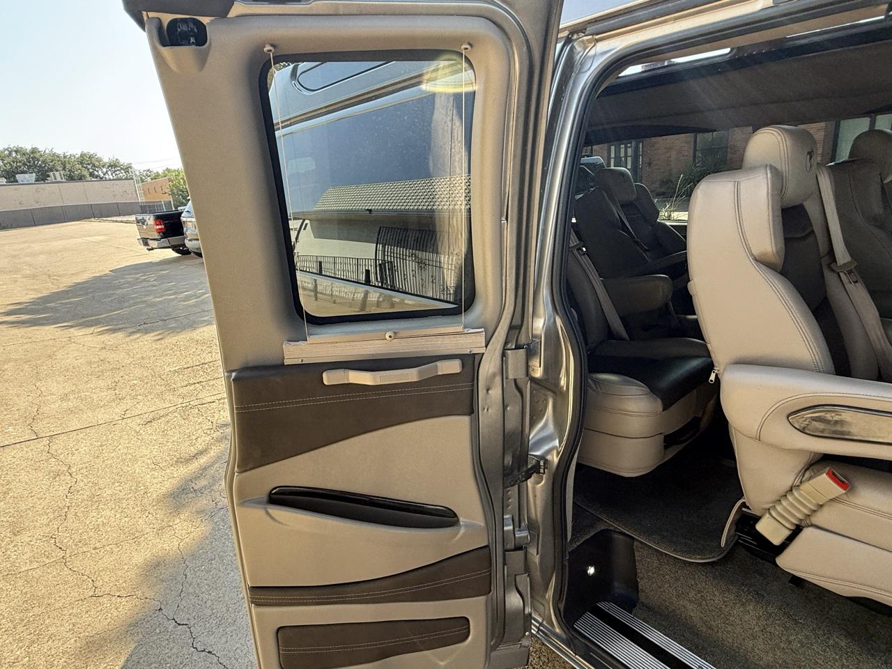 Chevrolet Express  2021