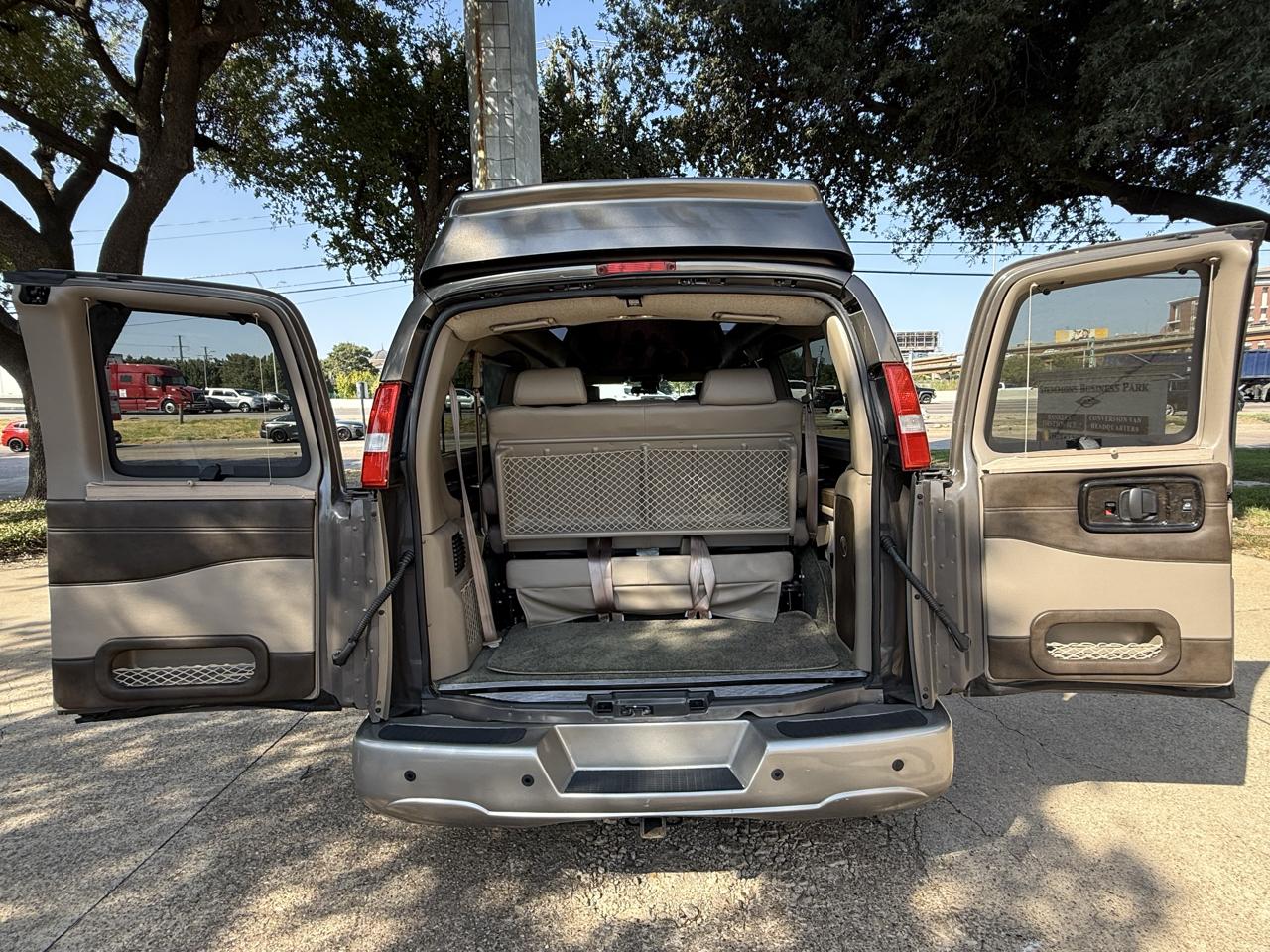 Chevrolet Express  2021