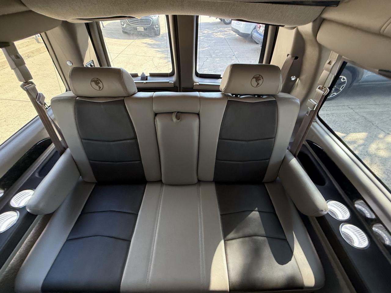 Chevrolet Express  2021