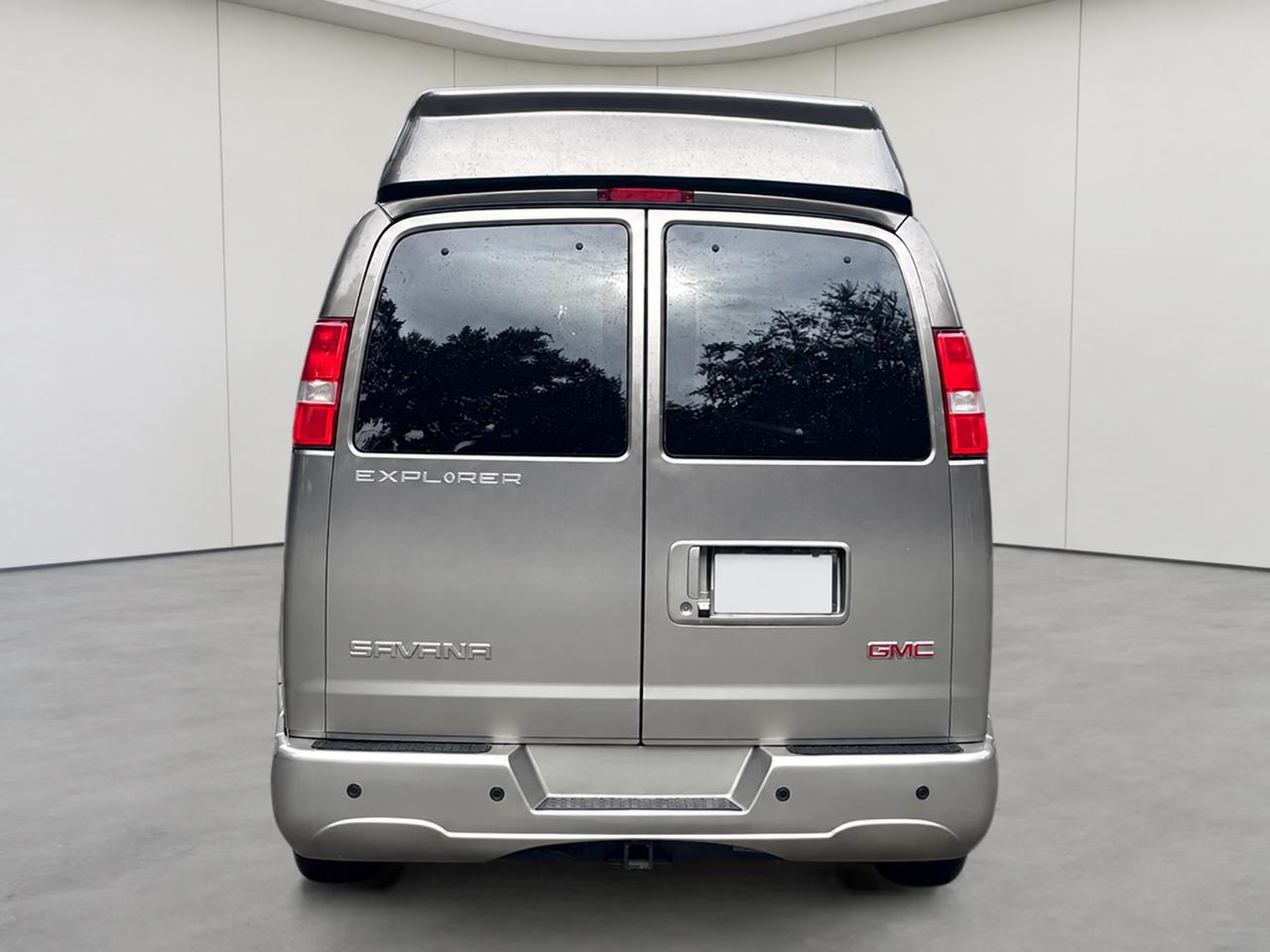 GMC Savana  2023