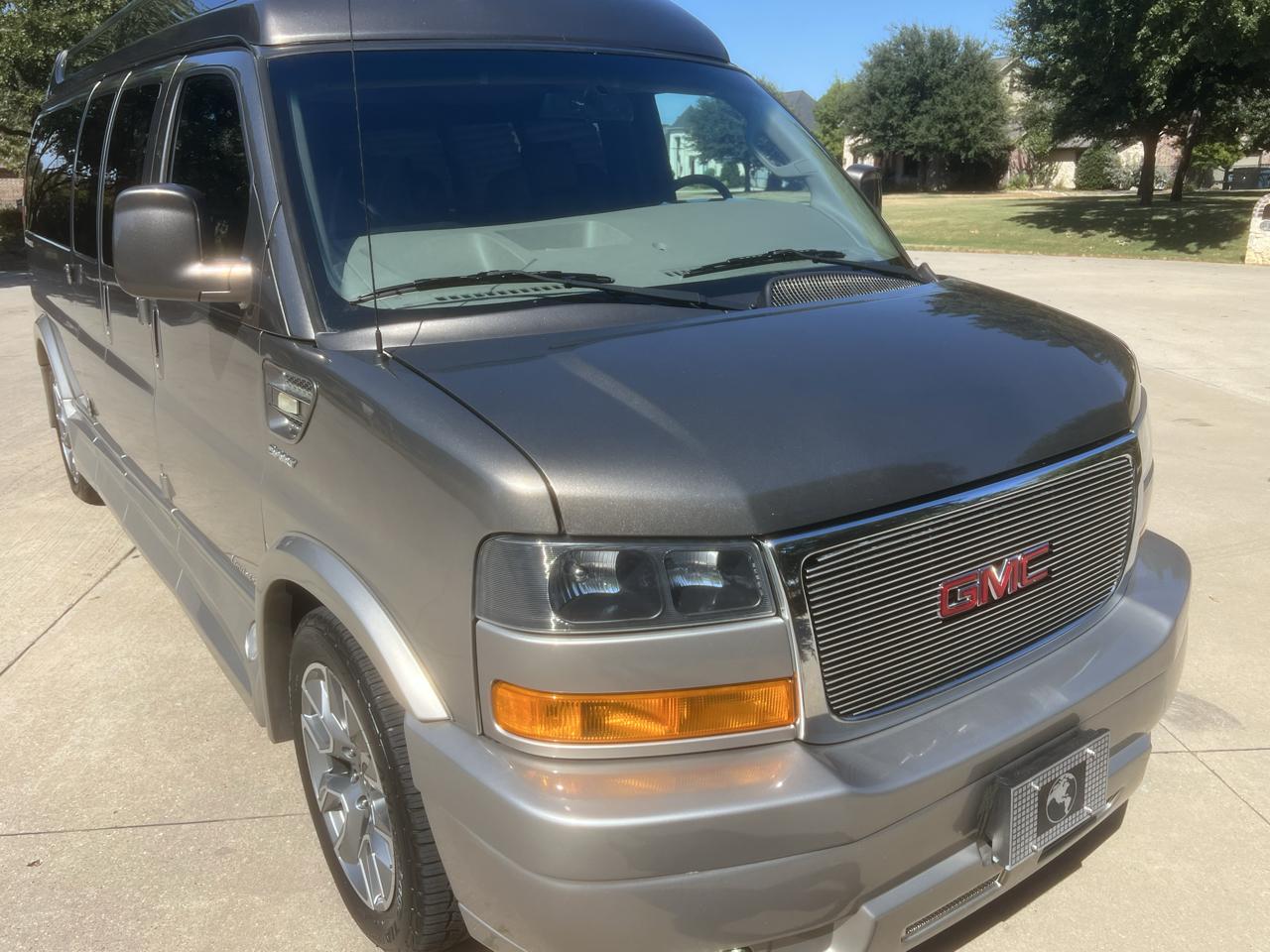 GMC Savana  2023