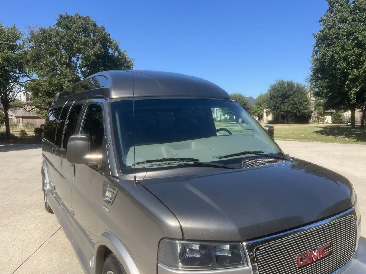 GMC Savana  2023
