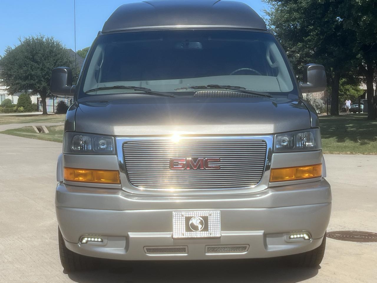 GMC Savana  2023