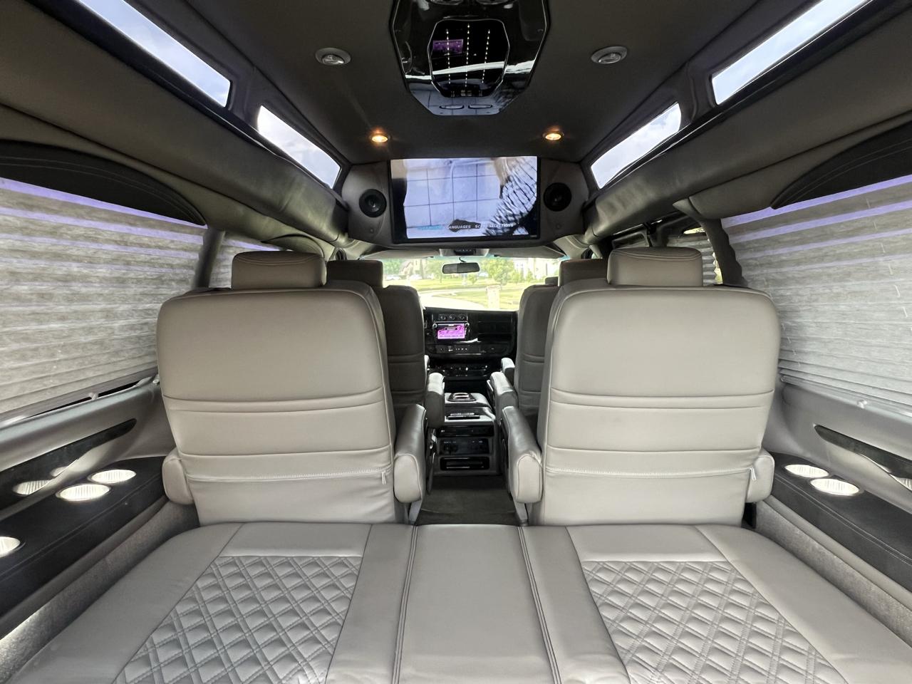 GMC Savana  2023