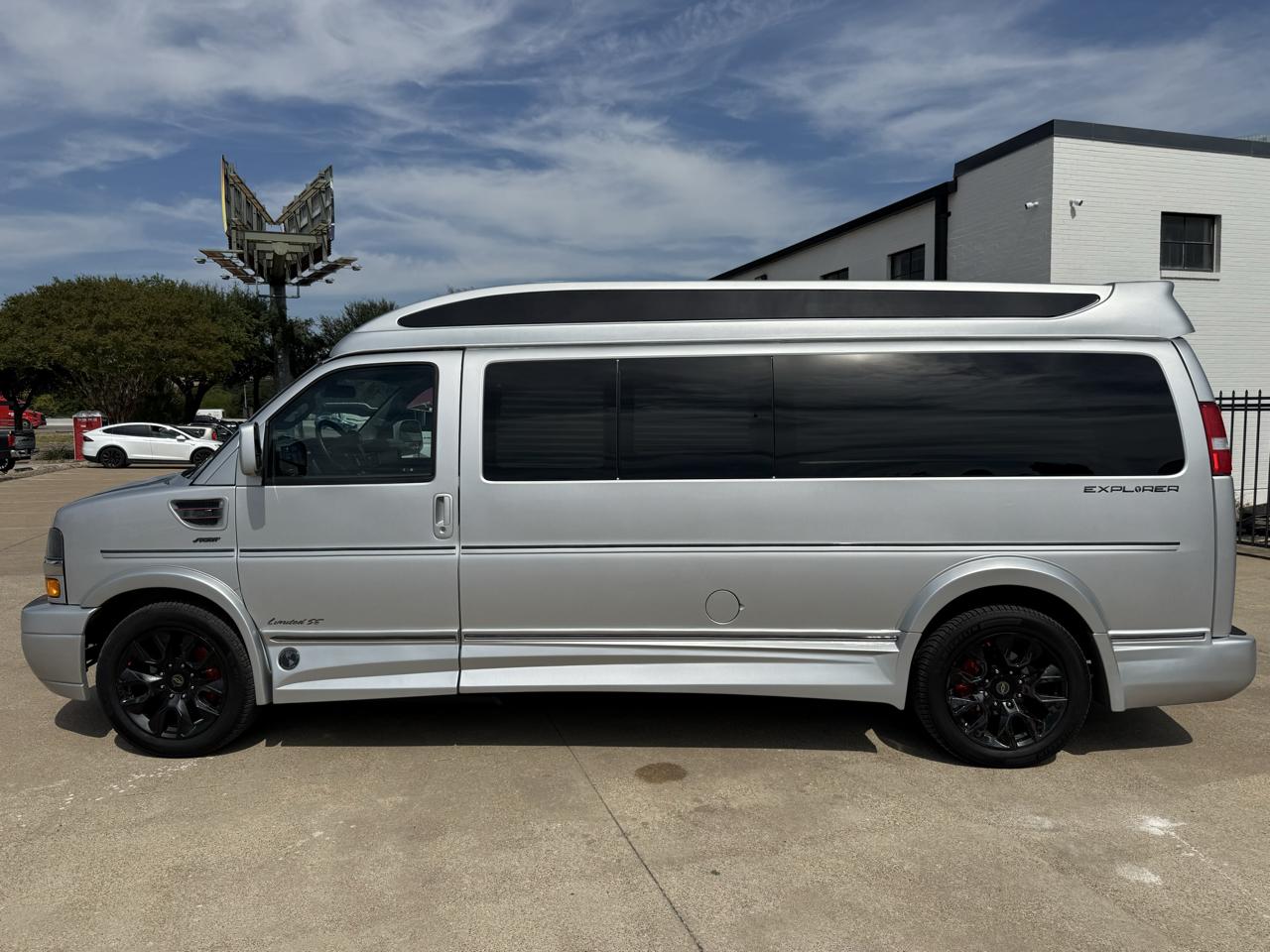 Chevrolet Express  2023